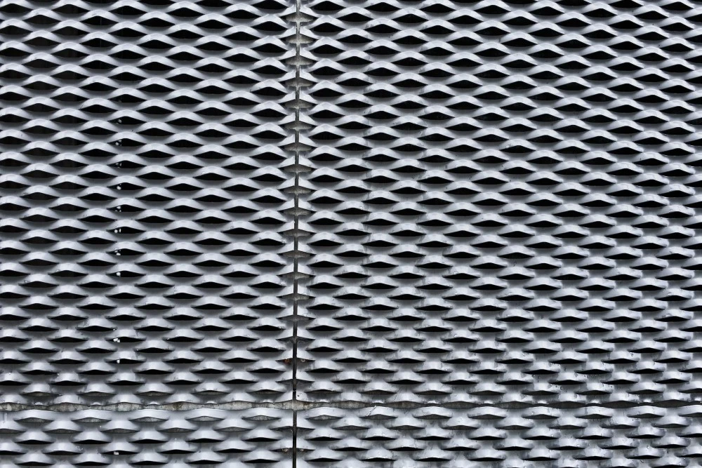 Vantagens da chapa expandida em rela&ccedil;&atilde;o a outros tipos de chapas met&aacute;licas