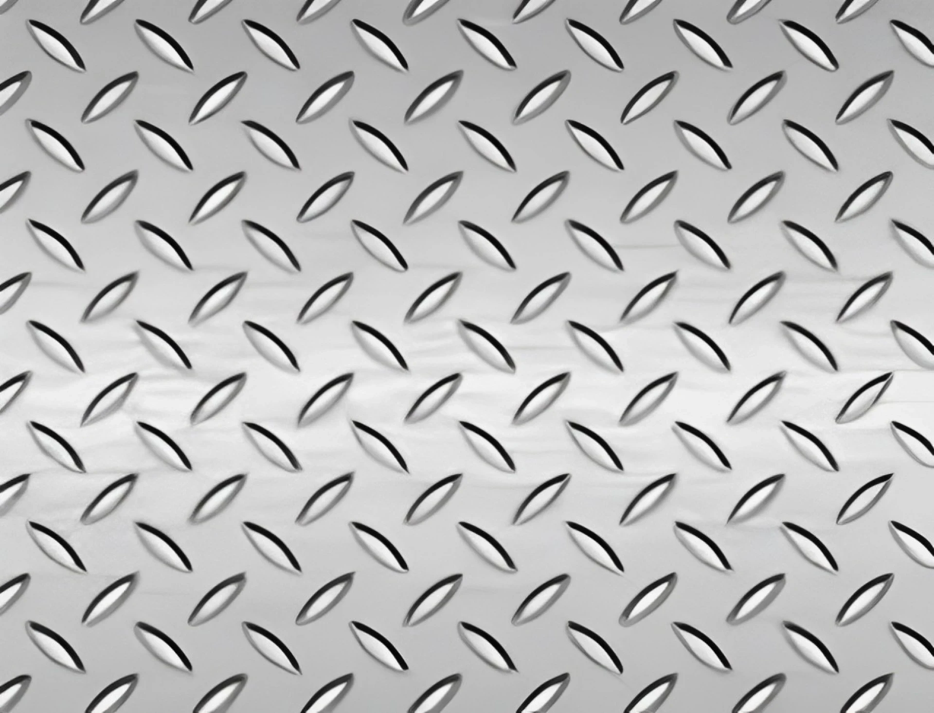 Passarelas, plataformas e escadas: como a chapa certa previne acidentes e multas trabalhistas